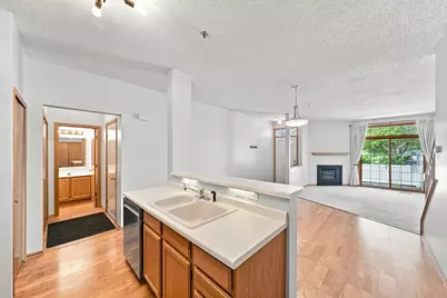 17973 Cobblestone Way, Eden Prairie, MN 55347 - Photo 5