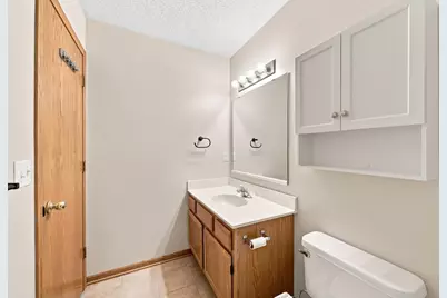 17973 Cobblestone Way, Eden Prairie, MN 55347 - Photo 25