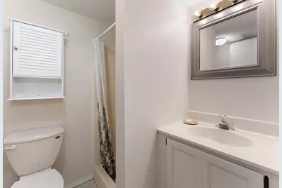 17587 Pond Circle, Eden Prairie, MN 55346 - Photo 15