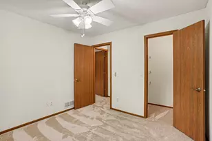 8689 134th St W, Apple Valley, MN 55124 - Photo 11