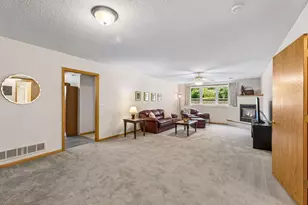 810 Monet Ct, Mendota Heights, MN 55120 - Photo 31