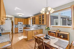 810 Monet Ct, Mendota Heights, MN 55120 - Photo 17