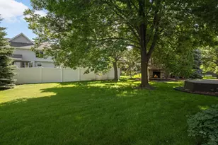 13923 Maryland Ave, Savage, MN 55378 - Photo 35