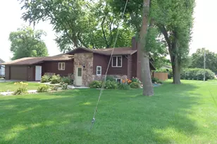 741 Greenwood Ave, Tracy, MN 56175 - Photo 13