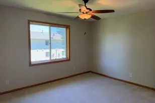 1516 Dublin Ct, Shakopee, MN 55379 - Photo 5