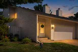 936 Monterey Ct S, Shoreview, MN 55126 - Photo 1