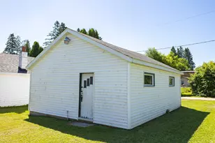 313 Minnesota Ave E, Sebeka, MN 56477 - Photo 25