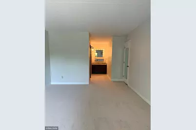 10511 Cedar Lake Road #309, Minnetonka, MN 55305 - Photo 9
