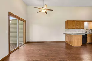 3811 Windcrest Ct, Eagan, MN 55123 - Photo 7