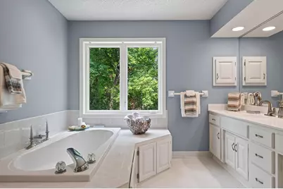 10421 Shelter Grove, Eden Prairie, MN 55347 - Photo 33