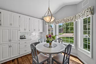 10421 Shelter Grove, Eden Prairie, MN 55347 - Photo 5
