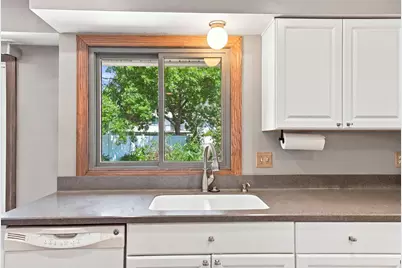 6600 Stratford Road, Woodbury, MN 55125 - Photo 3