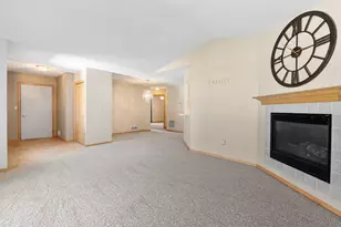 2100 Burr Oak Dr, Austin, MN 55912 - Photo 9