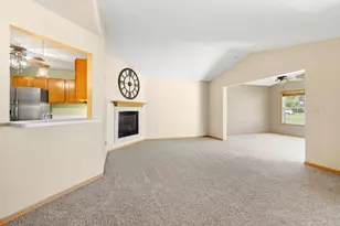 2100 Burr Oak Dr, Austin, MN 55912 - Photo 11