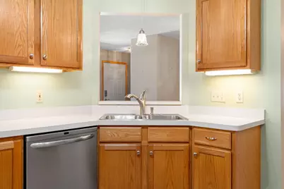 2100 Burr Oak Dr #B, Austin, MN 55912 - Photo 15