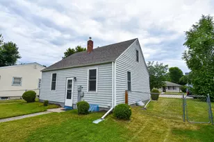 417 Kendall Ave S, Thief River Falls, MN 56701 - Photo 25