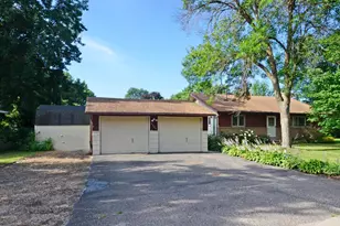 6609 74 1/2 Ave N, Brooklyn Park, MN 55428 - Photo 3