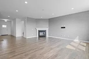 5898 Urbandale Ct N, Plymouth, MN 55446 - Photo 3