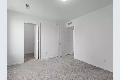 5898 Urbandale Court N, Plymouth, MN 55446 - Photo 11