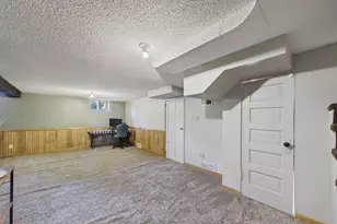 447 E School St, Owatonna, MN 55060 - Photo 25