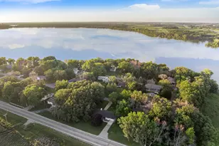 1817 S Shore Dr, Albert Lea, MN 56007 - Photo 7