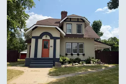 207 S Johnson Avenue, Fosston, MN 56542 - Photo 1