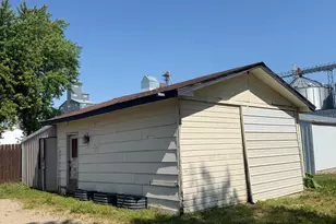 207 S Johnson Ave, Fosston, MN 56542 - Photo 53