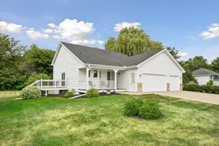 10219 Kahler Ave NE, Monticello, MN 55362 - Photo 3
