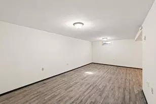 1582 3rd St E, Saint Paul, MN 55106 - Photo 25