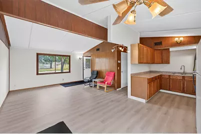 1582 3rd Street E, Saint Paul, MN 55106 - Photo 11