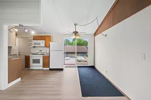 1582 3rd St E, Saint Paul, MN 55106 - Photo 9