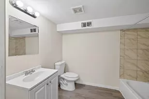 1582 3rd St E, Saint Paul, MN 55106 - Photo 33