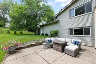 8944 Darnel Rd, Eden Prairie, MN 55347 - Photo 45