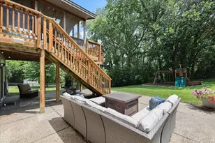 8944 Darnel Rd, Eden Prairie, MN 55347 - Photo 47