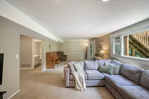 8944 Darnel Rd, Eden Prairie, MN 55347 - Photo 29