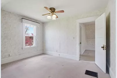 827 7th Avenue SW, Faribault, MN 55021 - Photo 23