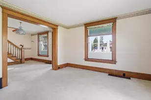827 7th Ave SW, Faribault, MN 55021 - Photo 5