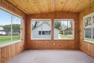 827 7th Ave SW, Faribault, MN 55021 - Photo 15