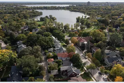 2207 Penn Avenue S, Minneapolis, MN 55405 - Photo 3