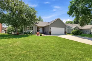 990 Ticonderoga Trail, Eagan, MN 55123 - Photo 3