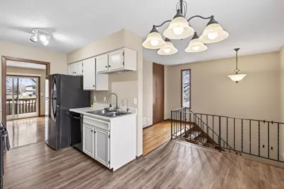 7023 146th Street Court, Apple Valley, MN 55124 - Photo 3