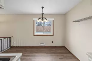7023 146th St Ct, Apple Valley, MN 55124 - Photo 5