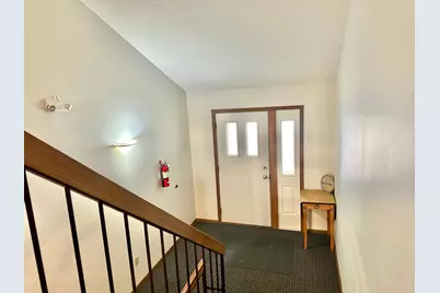 18462 Creeks Bend Drive, Minnetonka, MN 55345 - Photo 3