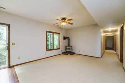 1060 Dennis Street S, Maplewood, MN 55119 - Photo 43