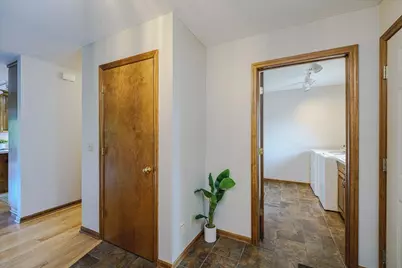1060 Dennis Street S, Maplewood, MN 55119 - Photo 7