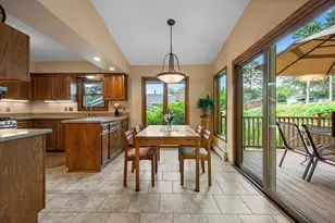 2824 Fernwood St, Roseville, MN 55113 - Photo 23