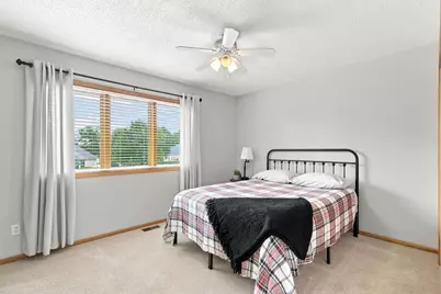 365 Windsor Lane, Mahtomedi, MN 55115 - Photo 25