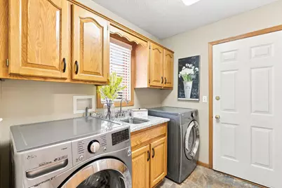365 Windsor Lane, Mahtomedi, MN 55115 - Photo 19