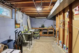 7040 Jersey Ave N, Brooklyn Park, MN 55428 - Photo 23