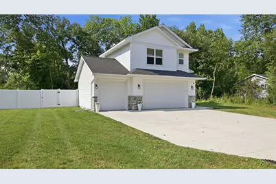902 Wagner Road, Menomonie, WI 54751 - Photo 3